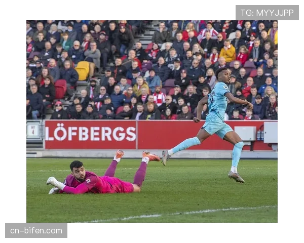 布莱顿中场老将回归 格罗斯重返南海岸提供经验与组织能力 布莱顿中场老将回归 格罗斯重返南海岸提供经验与组织能力